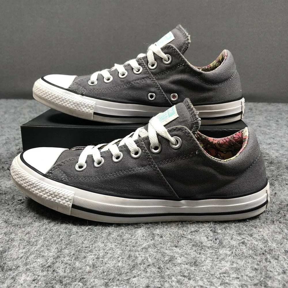 Converse Chuck Taylor Low Womens 8 Gray Canvas Floral Lining Sneakers 559351C